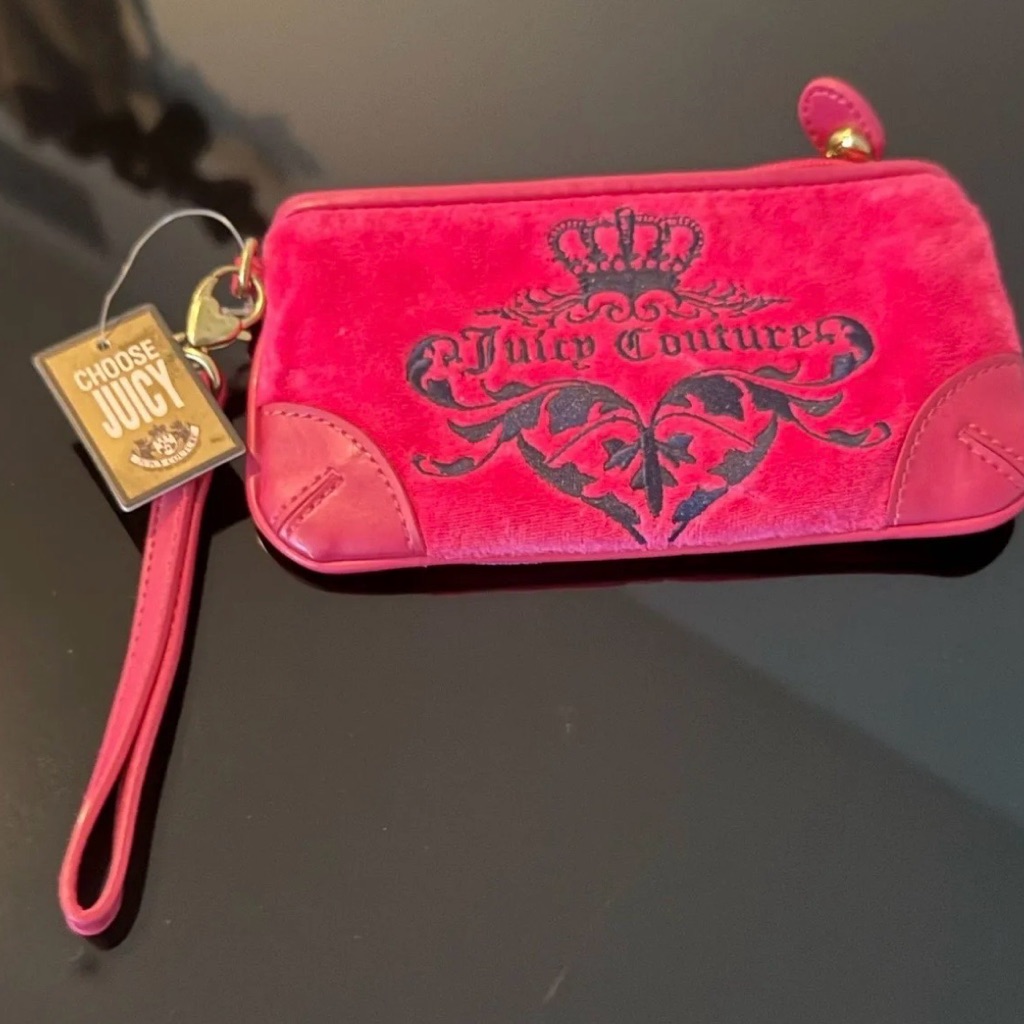 Juicy Couture Y2k Vintage Fuchsia Wristlet With Black Logo